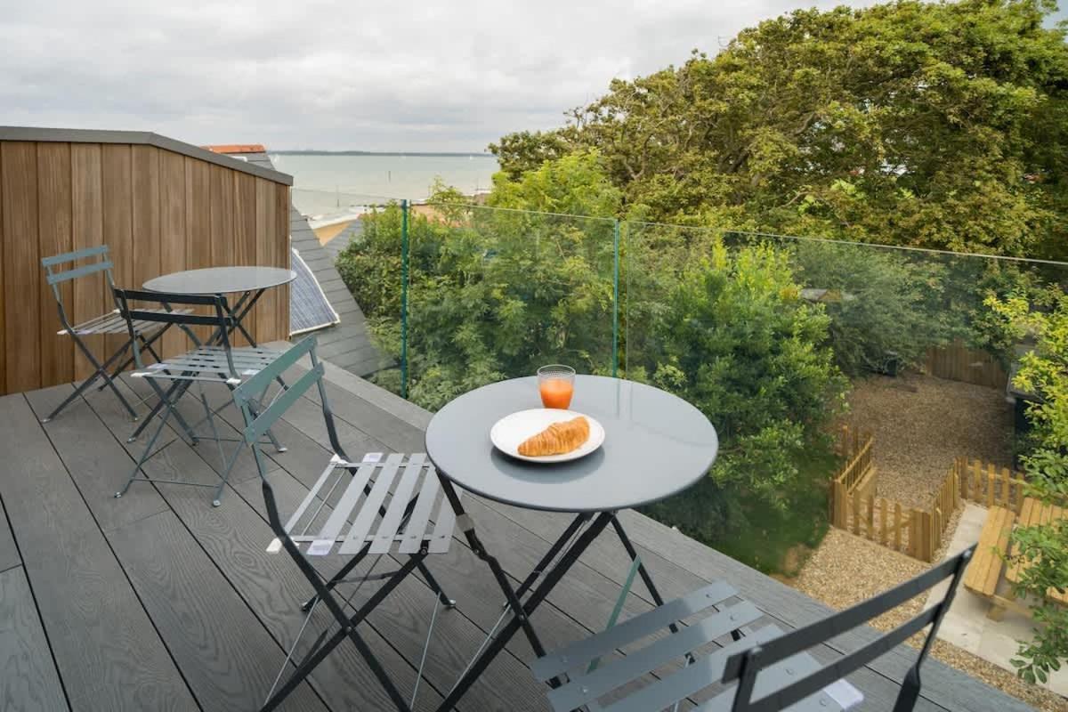 Rotherwood, Gurnard Seafront Εξωτερικό φωτογραφία